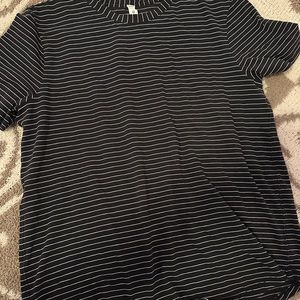 lululmeon shirt size 10